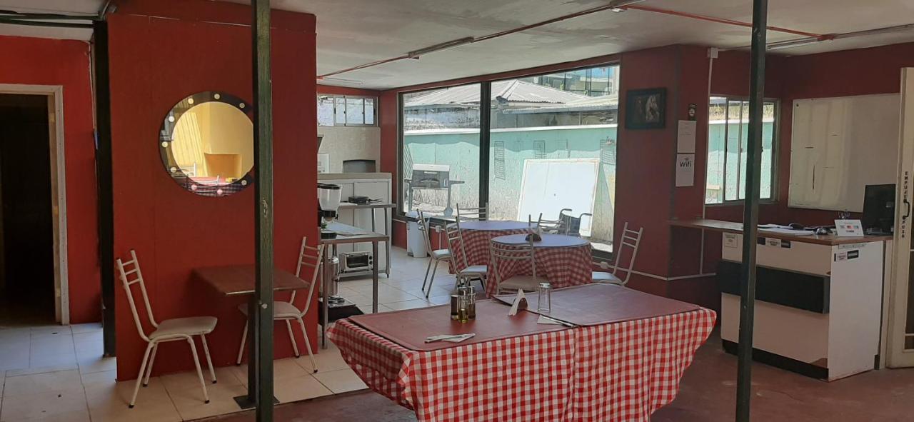 Hostal Estadio Nacional Сантьяго Экстерьер фото